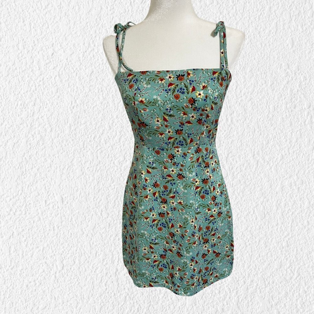 Nasty Gal Mint Green Floral Tie Strap Mini Dress Cottagecore Size 2 NWT